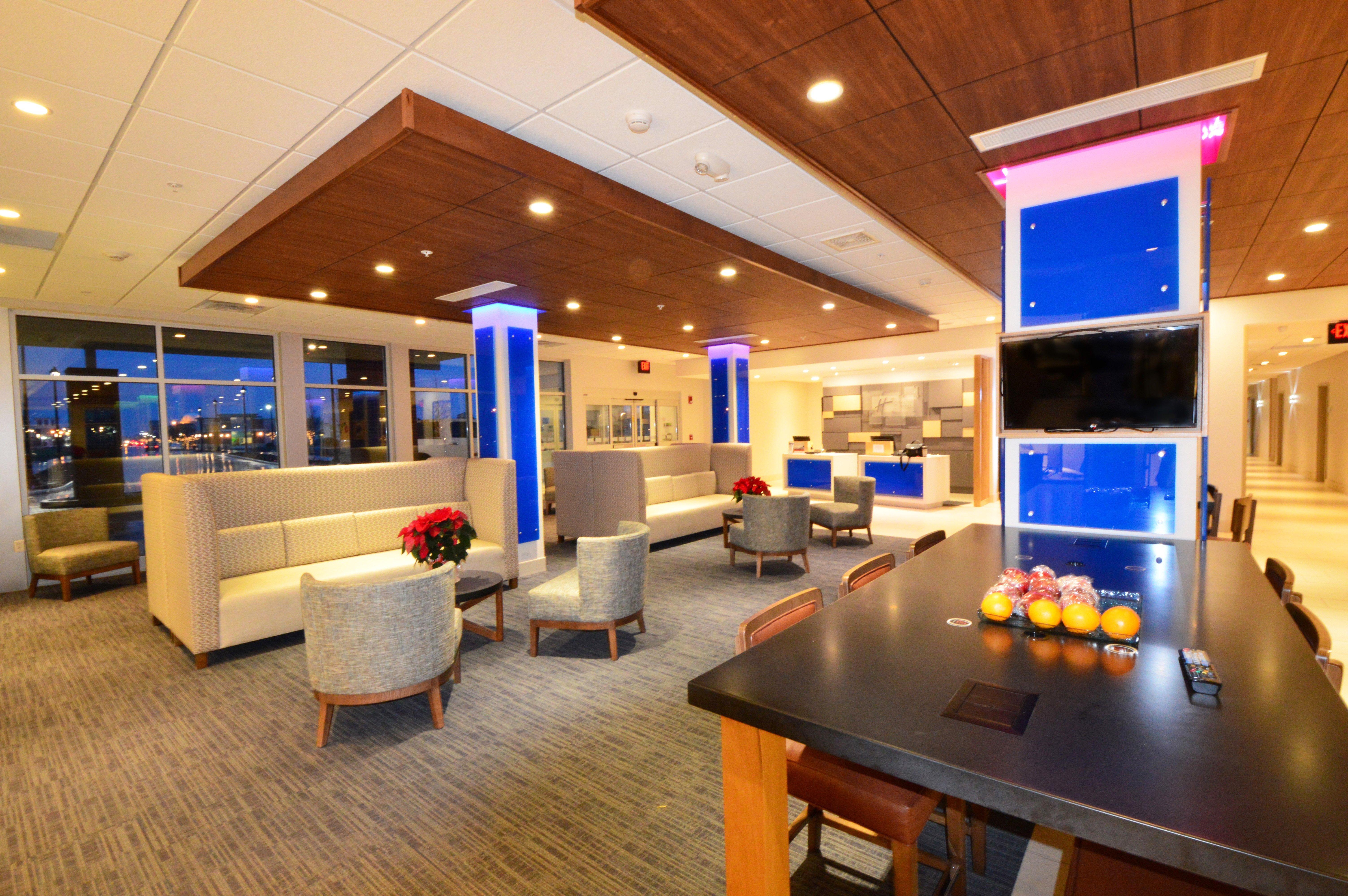 Holiday Inn Express & Suites Toledo South - Perrysburg By Ihg Eksteriør bilde